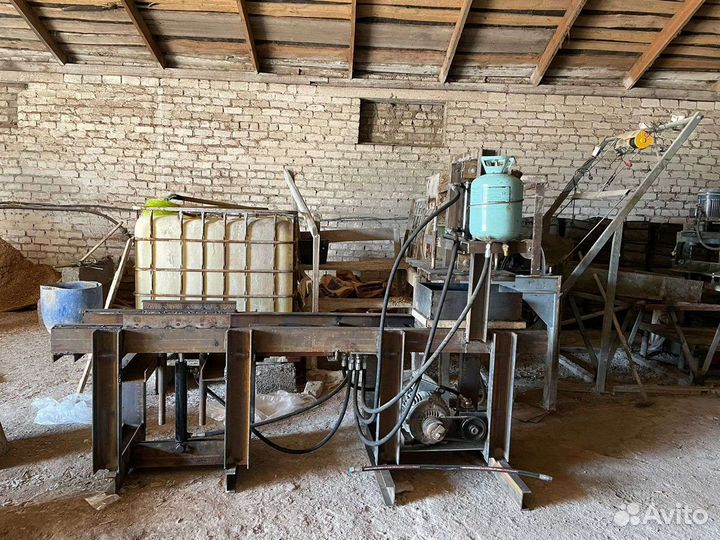 Станок по производству арболитовых блоков