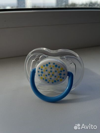 Соска пустышка avent 0 6