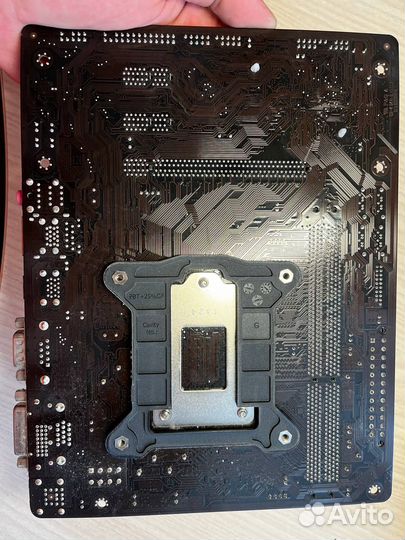 Материнская плата Gigabyte GA-H81M-D2V