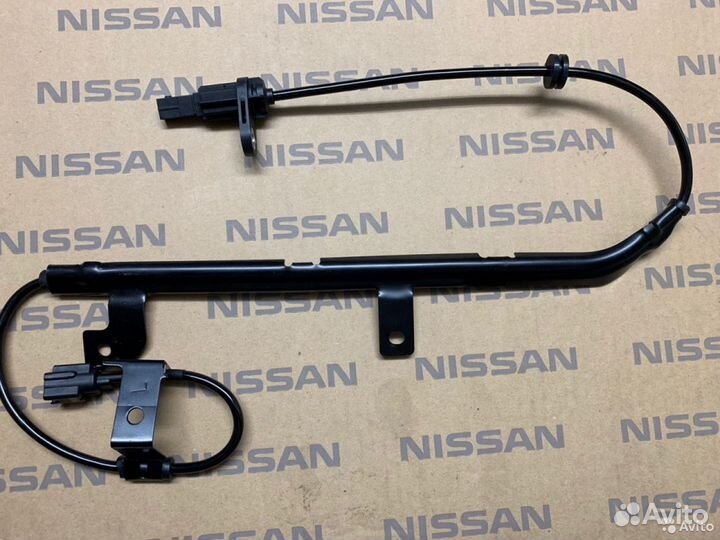 Датчик абс Ниссан Альмера