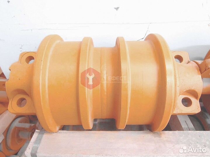 Каток поддерживающий Komatsu PC300-7 207-30-00630
