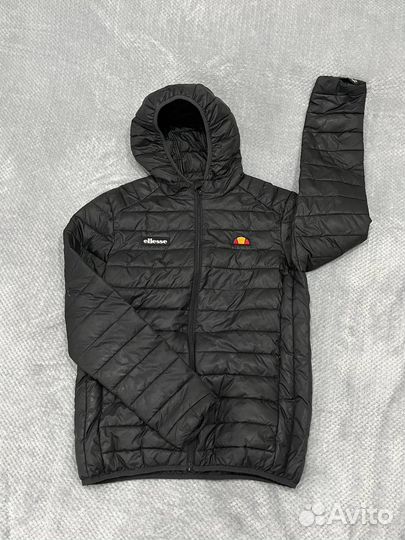 Микропуховик ellesse оригинал