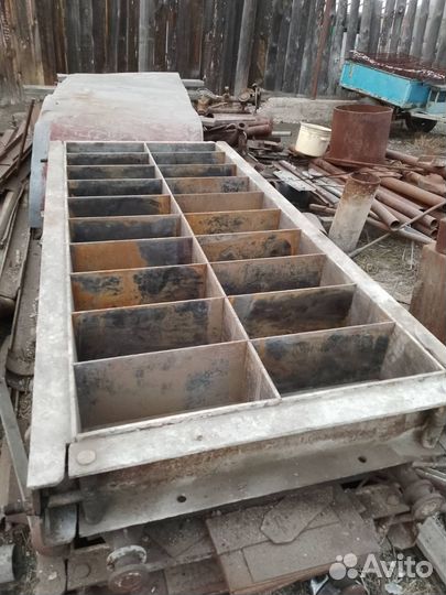 Форма для бетонных блоков