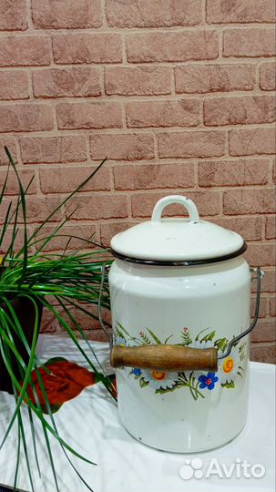 Бутыли стеклянные - 3л, 10 л, бидон 3л