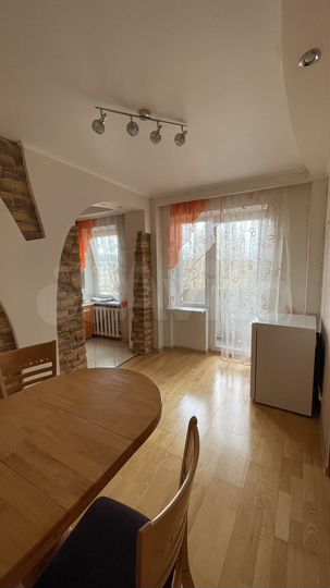 4-к. квартира, 83,5 м², 4/5 эт.