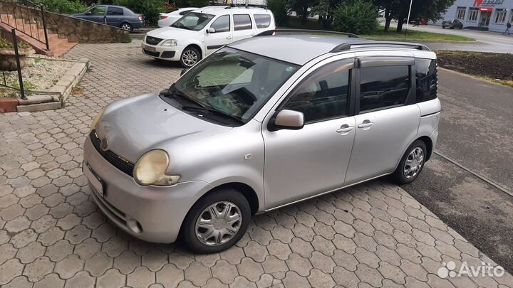 Рейлинги на крышу Toyota Sienta, продольные