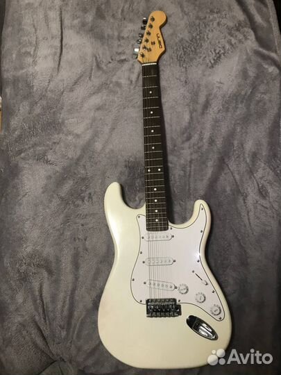 Электрогитара