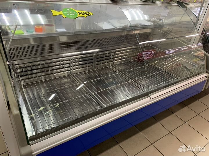 Морозильная витрина