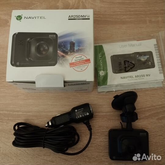 Видеорегистратор Navitel AR250NV