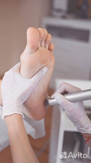 Педикюр, маникюр