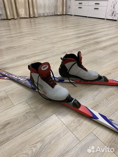 Лыжи беговые Escape Atemi