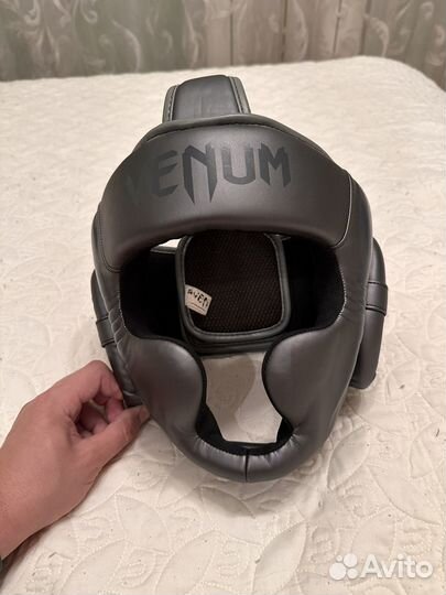 Боксерский шлем Venum