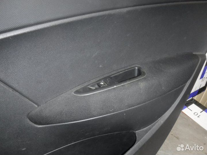 Обшивка двери задняя правая Peugeot 408 TU5JP4