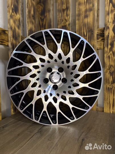 Литые диски R17 5х100