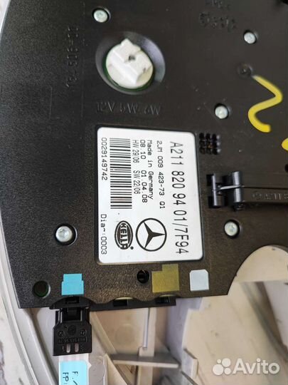 Плафон под люк W211