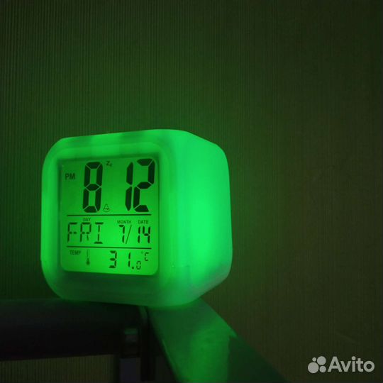 Светодиодные часы, будильник, термометр