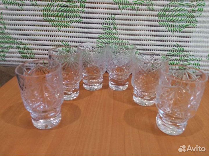 Хрустальные вазы, салатники, стопки