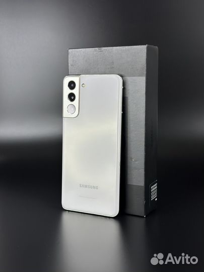Samsung Galaxy S21, 8/256 ГБ