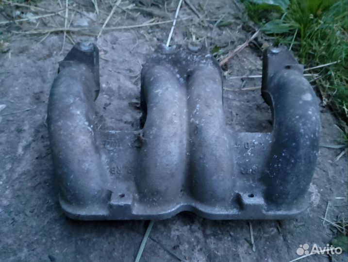 Коллектор впускной Volvo 460 I (1988—1997)