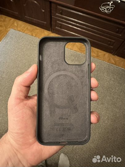 Оригинальный силиконовый чехол Apple iPhone 12