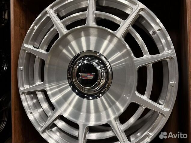 Кованые диски R24 6x139.7 Cadillac Escalade Tahoe