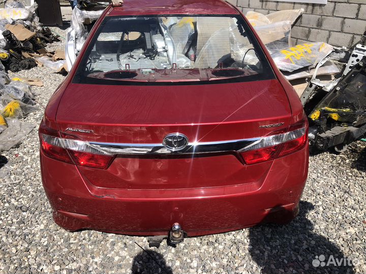 Задняя часть на Toyota camry v50