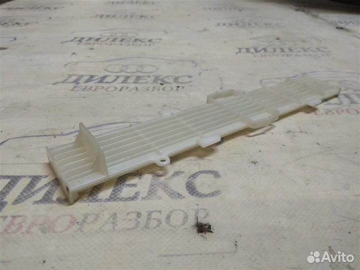 Крышка салонного фильтра Audi A5 /S5 Coupe/Sportb