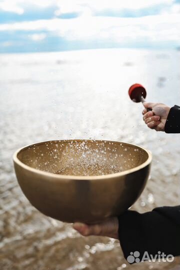 Поющая чаша, процедура, Тибетская чаша