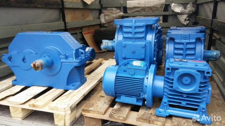 Редукторы, двигатели, приводы, тали, запчасти
