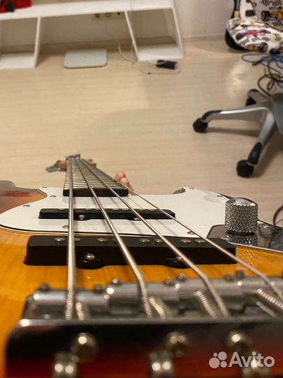 Бас гитара Crazzy