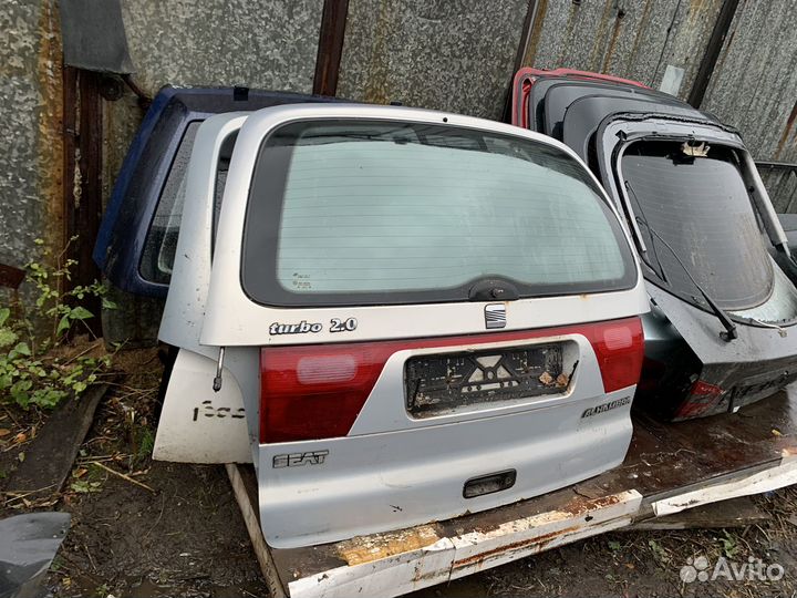 Дверь багажника Seat Alhambra 1996-2000г