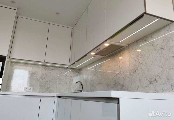 Угловая кухня на заказ