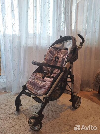 Прогулочная коляска трость