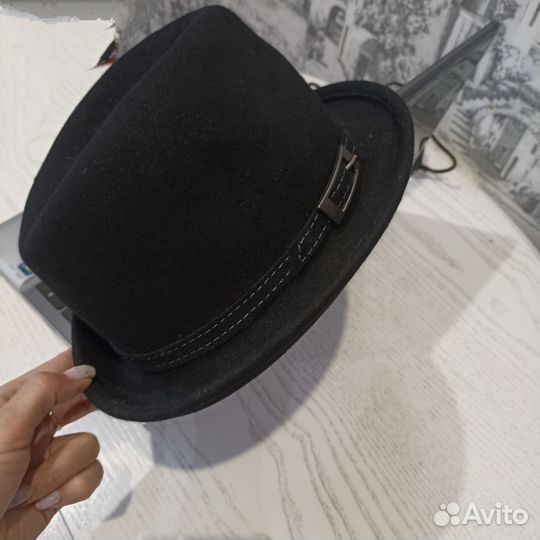 Шляпа фетровая
