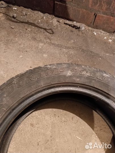 Dunlop Grandtrek ST20 215/60 R17