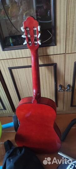 Акустическая гитара J. Konrad