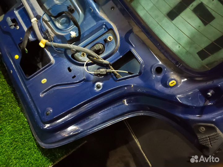 Крышка багажника Renault Scenic 1