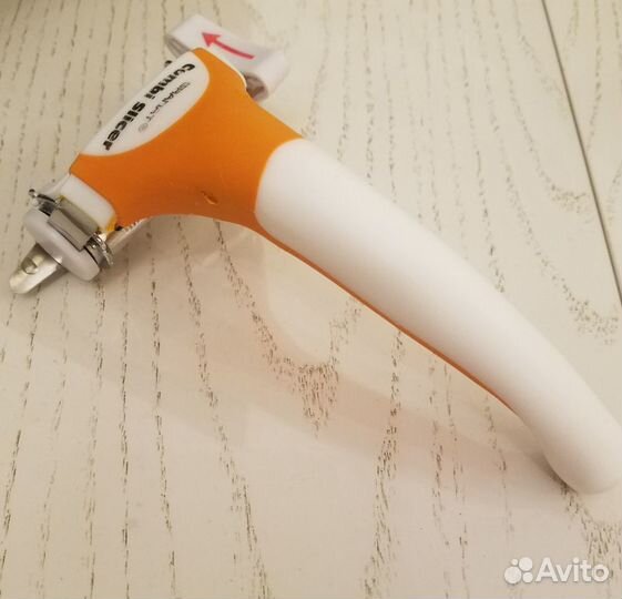 Овощечистки с тремя поворотными лезвиями б/у