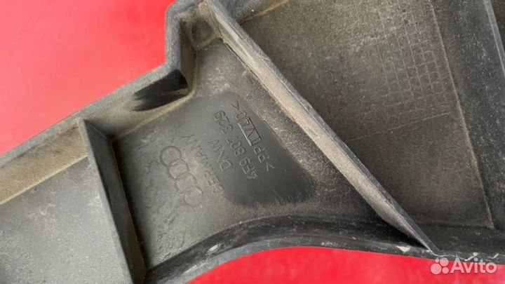 Кронштейн бампера задний Audi A6 C6 BDW 2.4