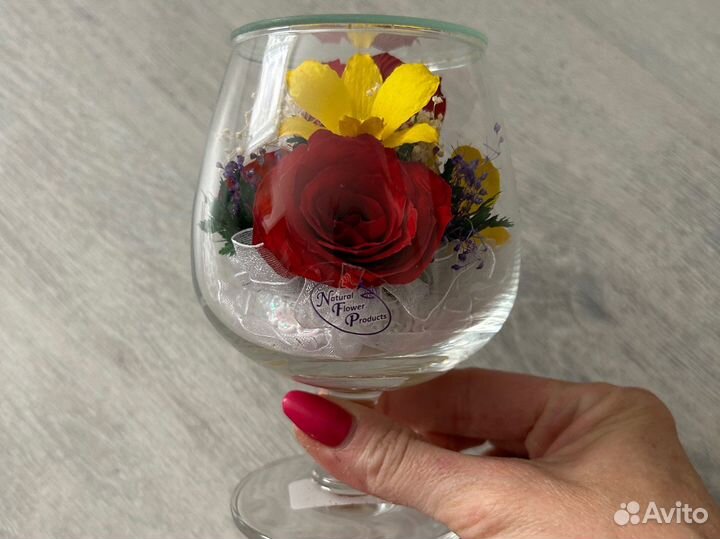 Науральные цветы в колбе/стекле (новые)