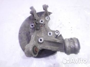 Кулак задний правый Хонда