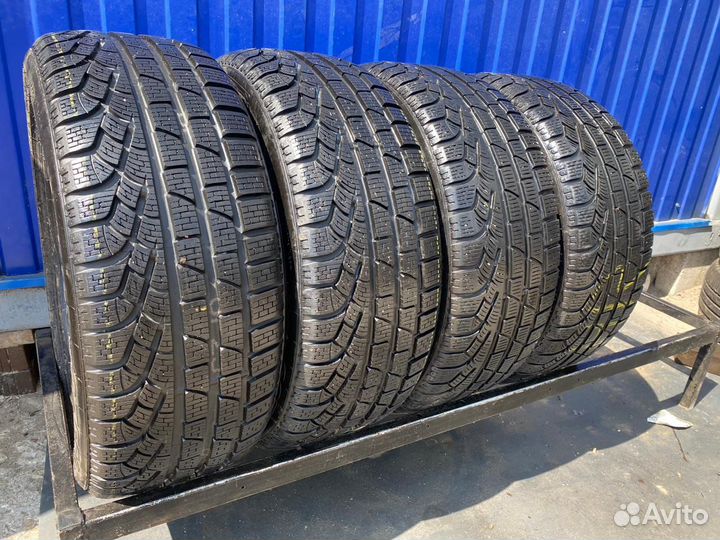 Pirelli Winter Sottozero 210 Serie II 225/45 R17