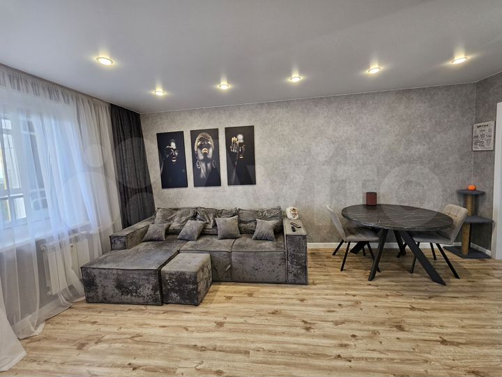 3-к. квартира, 85 м², 13/16 эт.