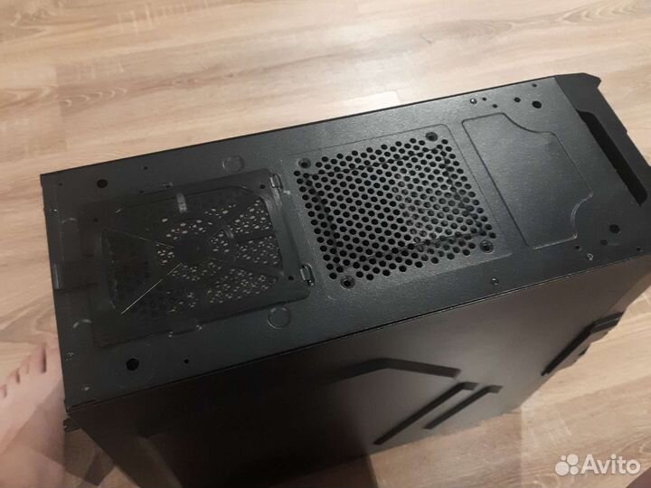 Корпус aerocool strike x one