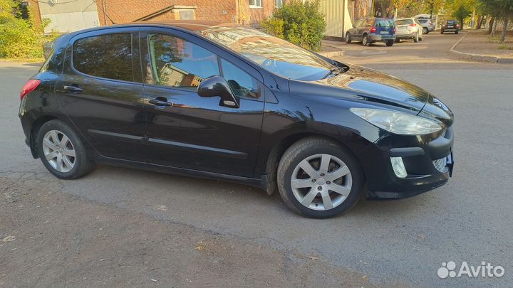 Peugeot 308 1.6 AT, 2011, 149 700 км