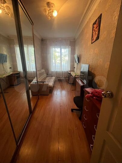 3-к. квартира, 57,7 м², 1/2 эт.