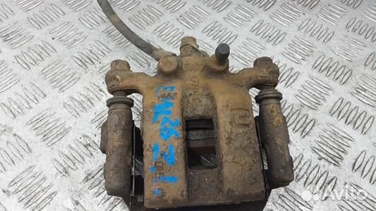 Суппорт тормозной задний левый suzuki grand vitara