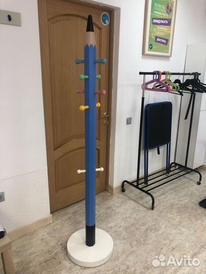 Вешалка напольная карандаш детская