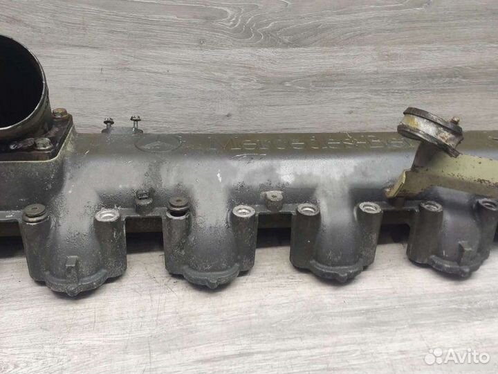 Впускной коллектор Mercedes OM457