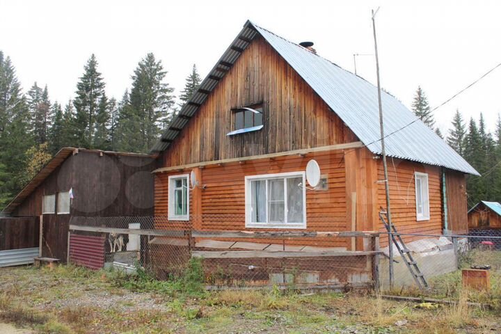 Дом 32,9 м² на участке 10 сот.